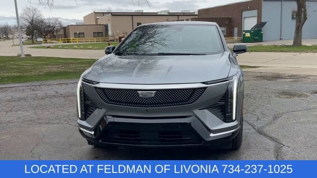 2025 Cadillac OPTIQ Luxury 1