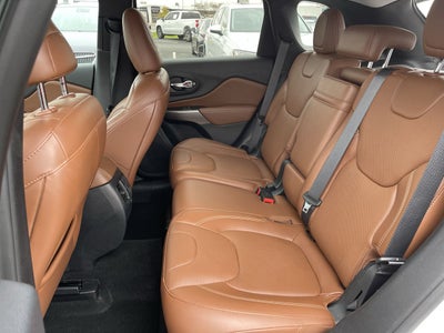 2019 Jeep Cherokee Overland