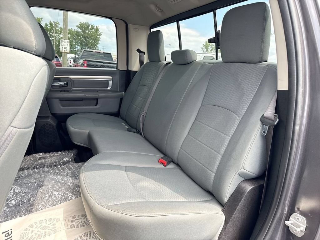 2019 RAM 1500 Classic SLT Crew Cab 4x2 6'4" Box