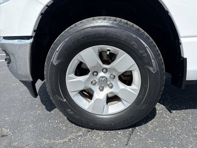 2023 RAM 1500 Big Horn Crew Cab 4x4 5'7" Box