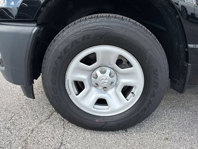 2025 RAM 1500 Tradesman Quad Cab 4x2 6'4" Box