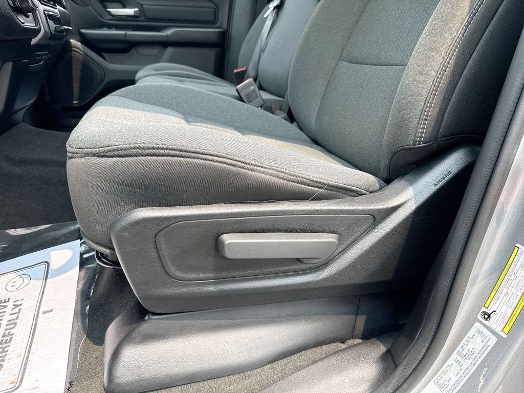 2024 RAM 1500 Tradesman Quad Cab 4x4 6'4" Box