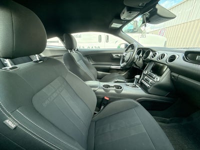 2021 Ford Mustang EcoBoost