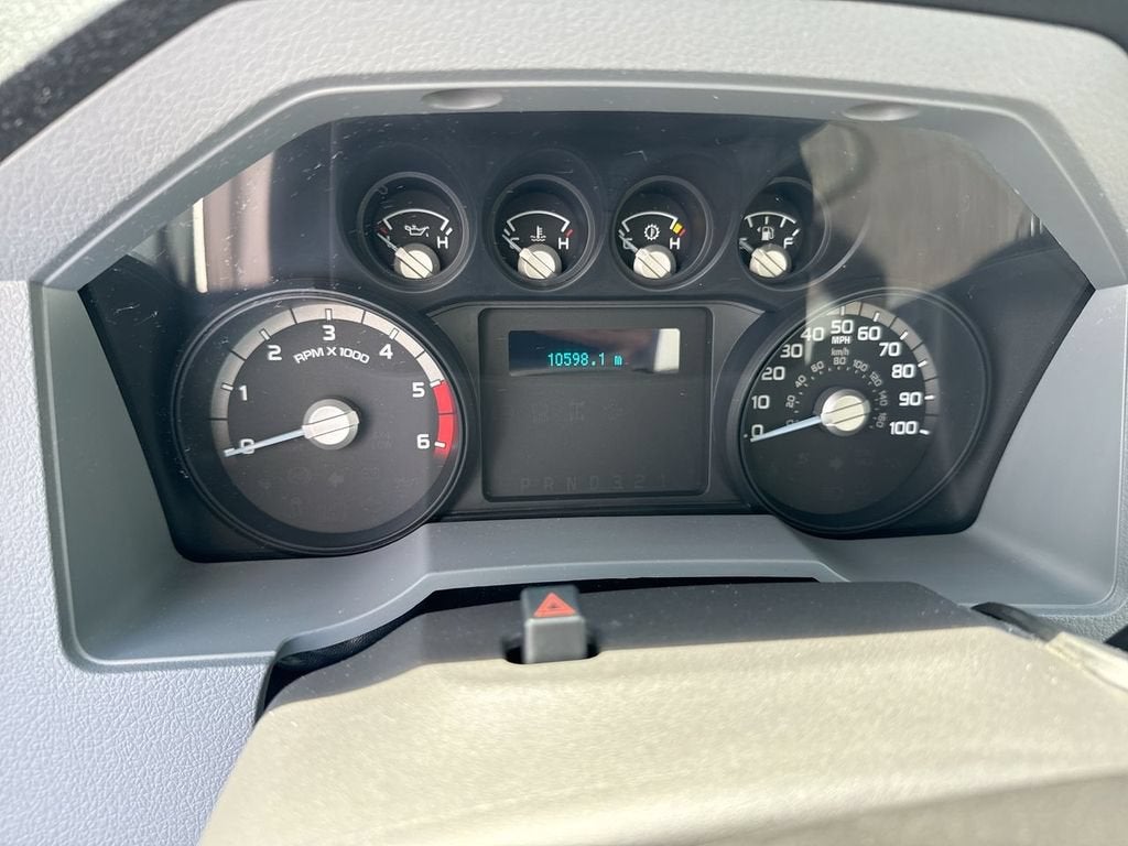 2013 Ford Super Duty F-450 DRW XL