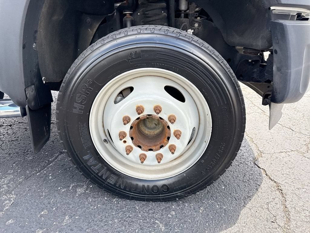 2013 Ford Super Duty F-450 DRW XL
