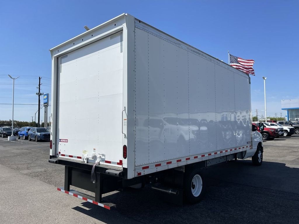 2026 Ford E-Series Cutaway E-450 DRW 158" WB