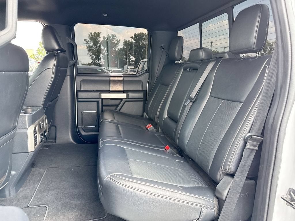 2022 Ford F-350 LARIAT