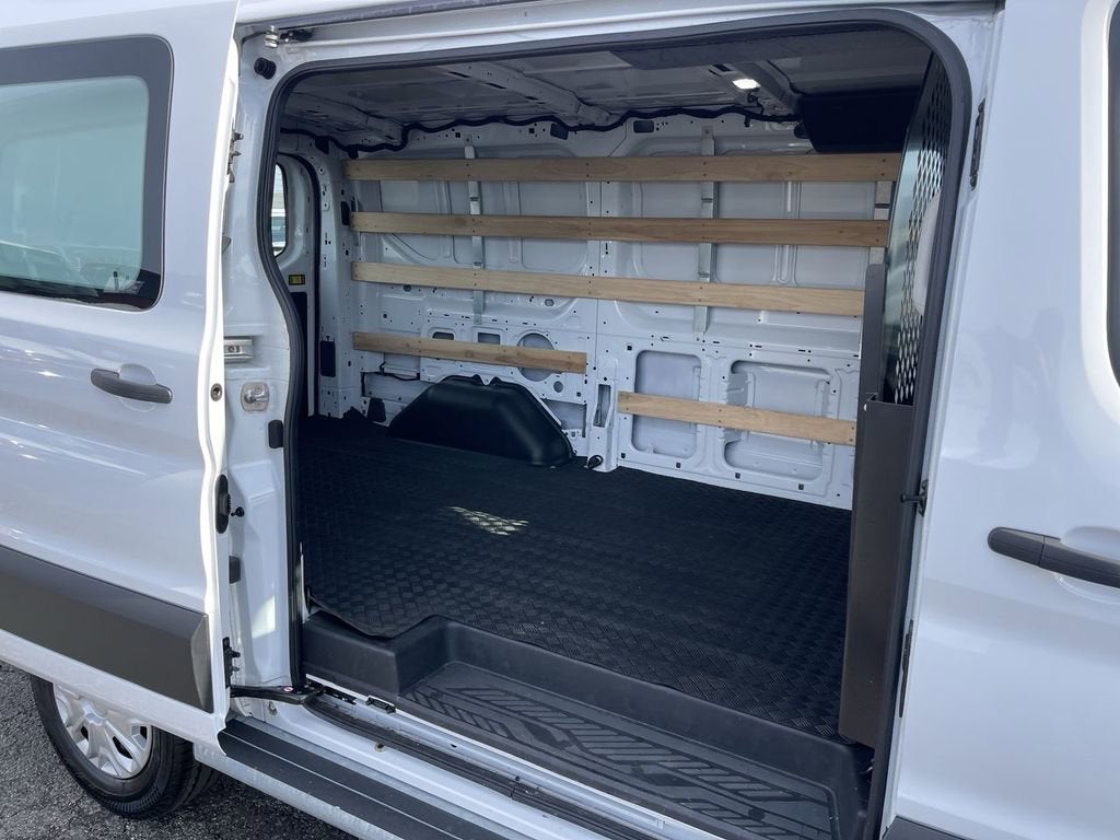 2024 Ford Transit Cargo Van T-250 130" Low Rf 9070 GVWR RWD