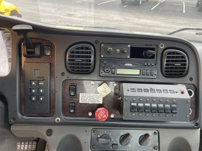 2007 FREIGHTLIN M2106S Base