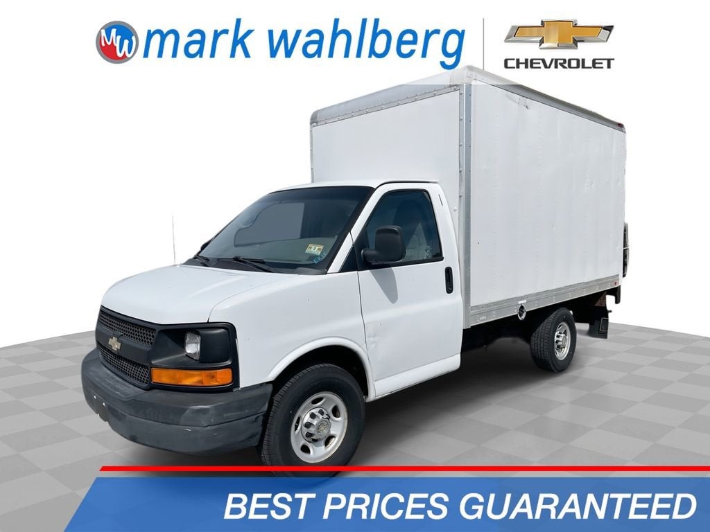 2014 Chevrolet Express Cutaway 3500 CUTWAY