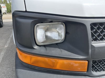 2014 Chevrolet Express Cutaway 3500 CUTWAY