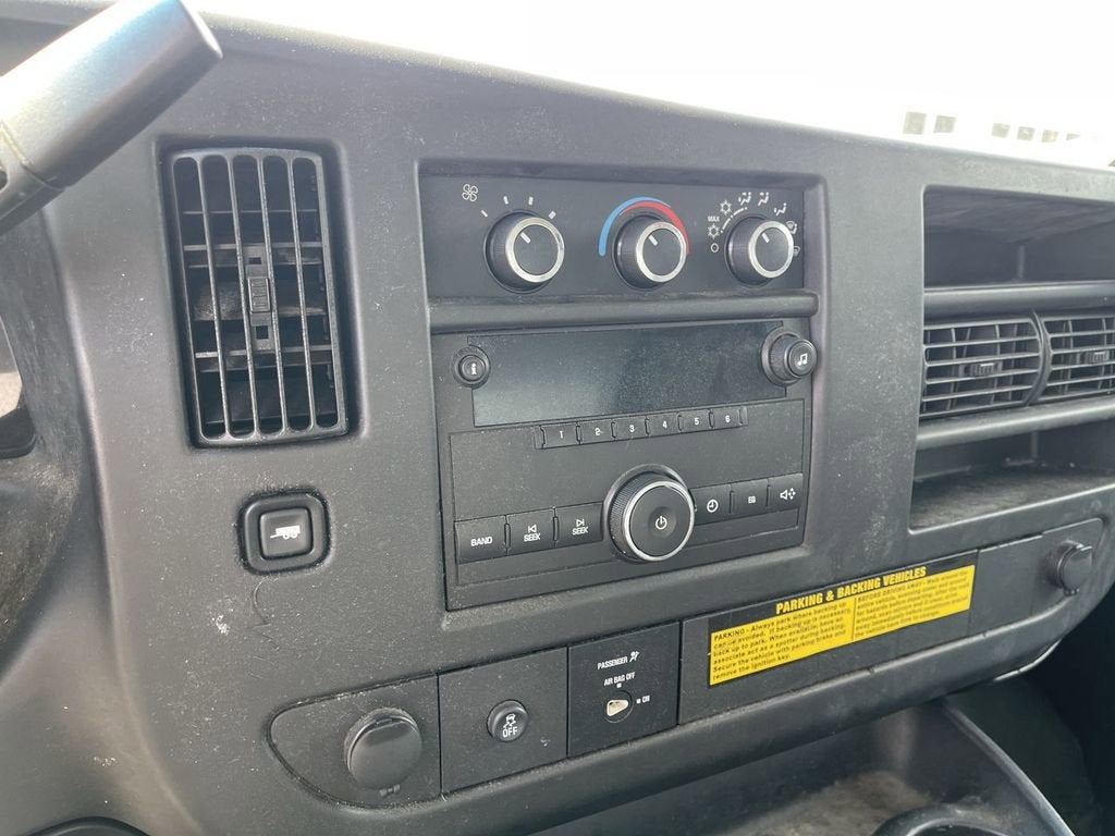 2014 Chevrolet Express Cutaway 3500 CUTWAY
