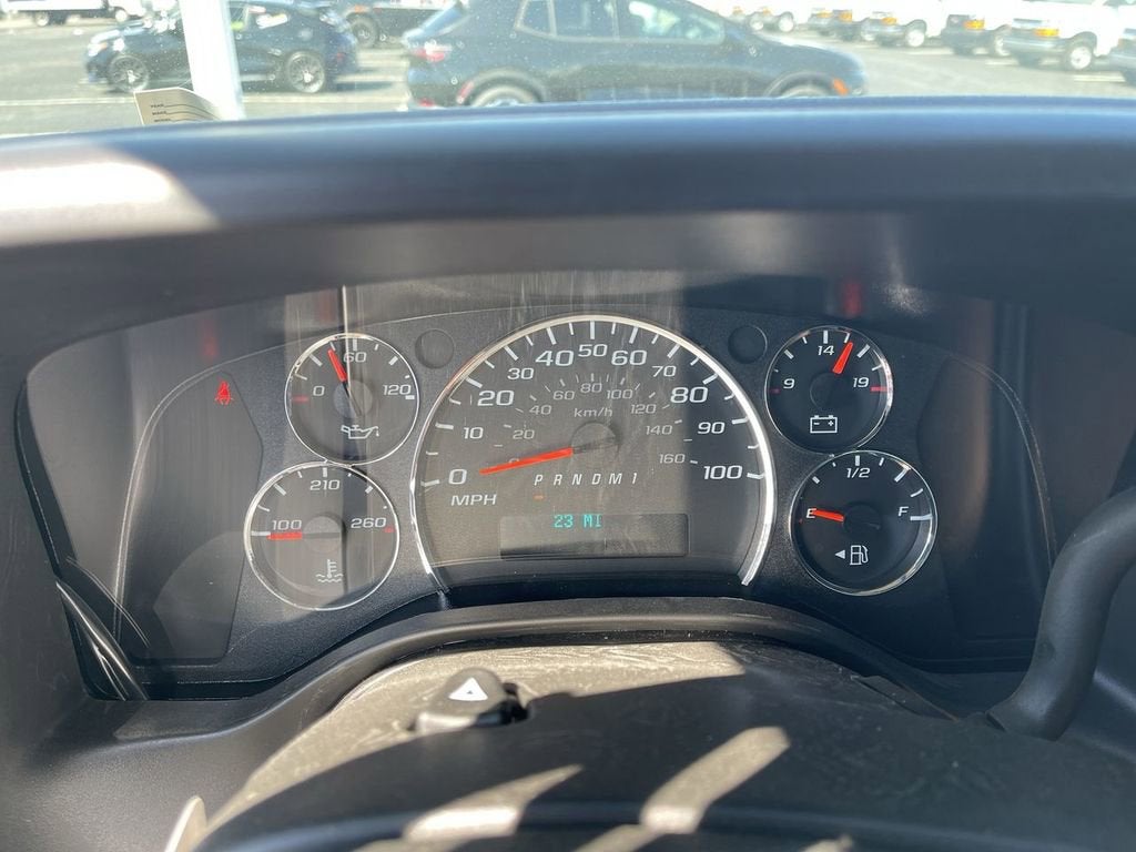 2025 Chevrolet Express Cutaway 3500 1WT