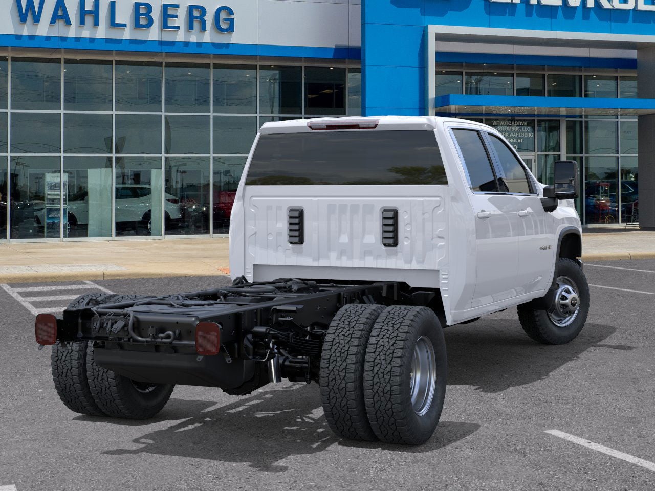 2025 Chevrolet Silverado 3500 HD Chassis Cab Work Truck