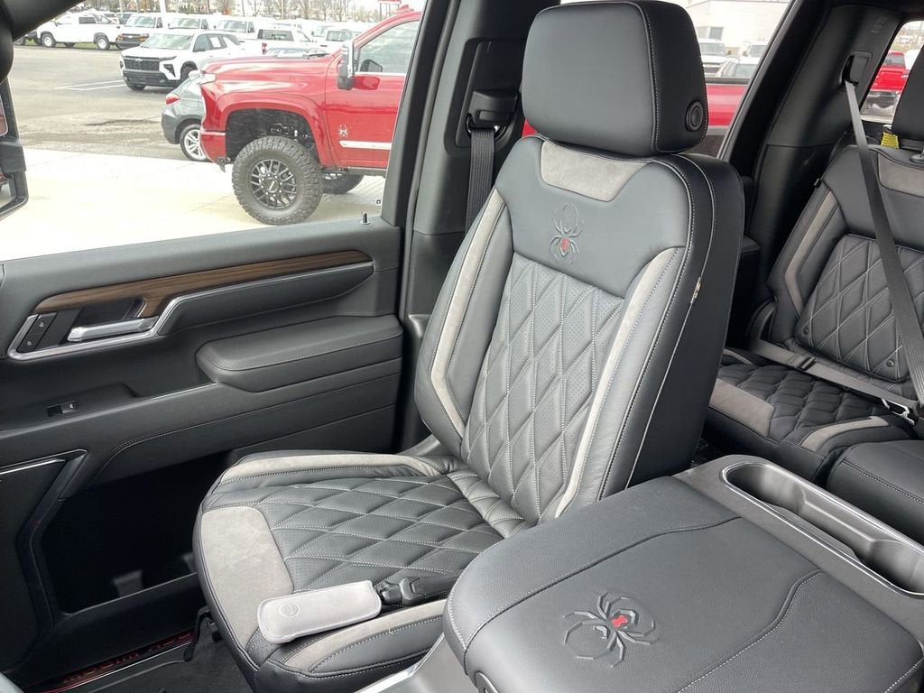 2026 Chevrolet Silverado 3500 HD High Country DRW