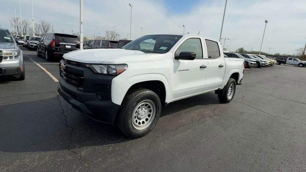 2024 Chevrolet Colorado WT