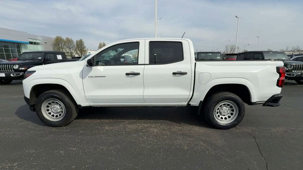 2024 Chevrolet Colorado WT