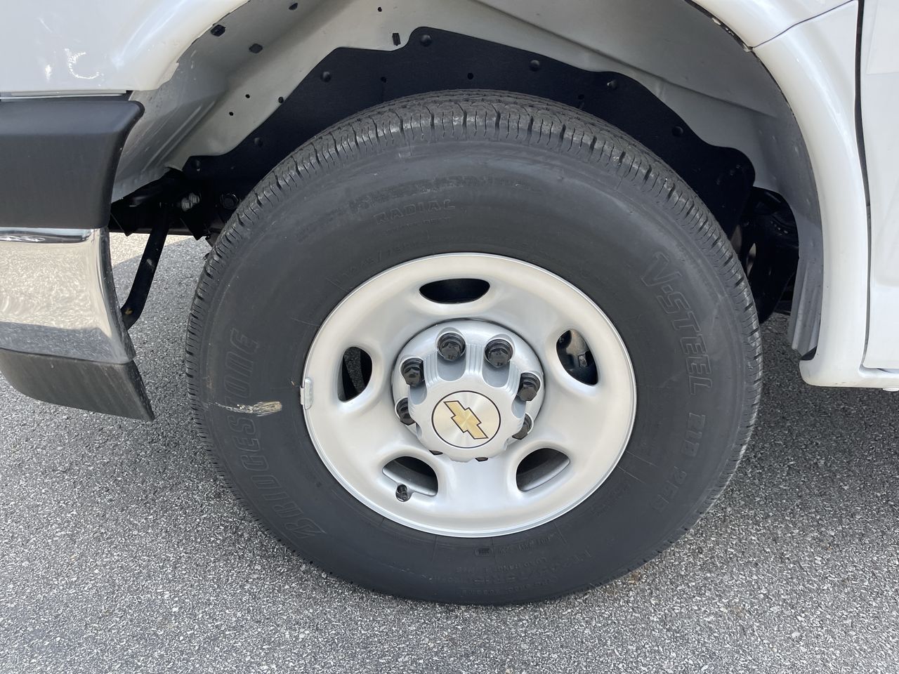 2025 Chevrolet Express Cargo 2500 WT