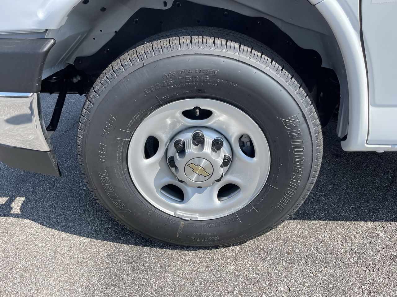 2025 Chevrolet Express Cargo 2500 WT