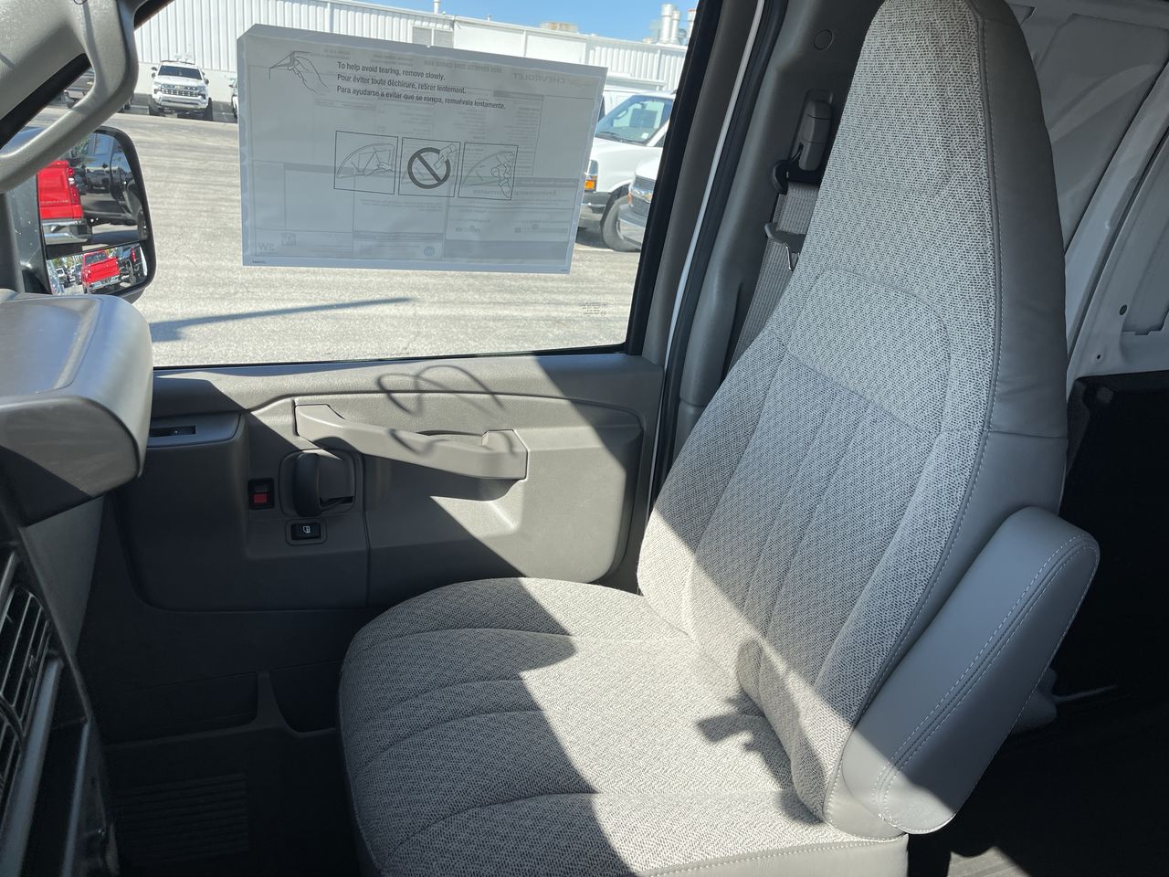 2025 Chevrolet Express Cargo 2500 WT