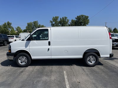 2025 Chevrolet Express Cargo WT