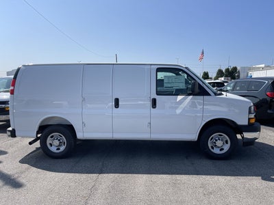 2025 Chevrolet Express Cargo WT