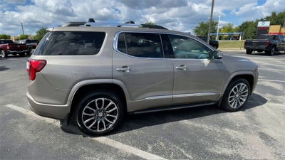 2022 GMC Acadia Denali