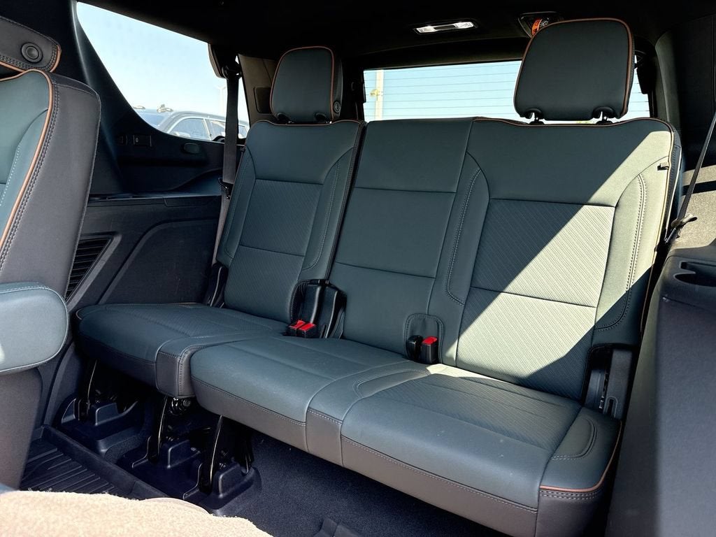 2025 GMC Yukon AT4
