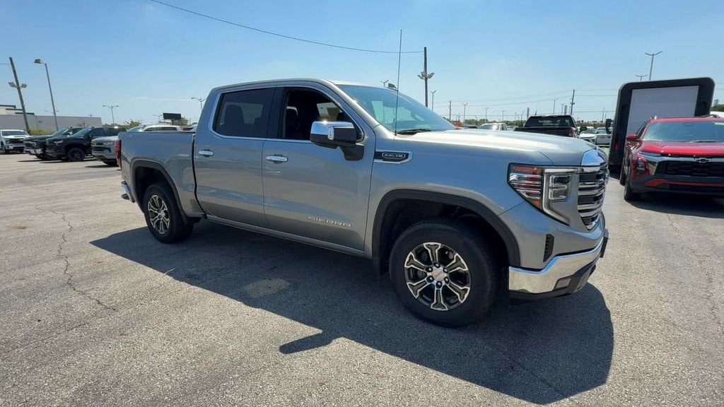 2025 GMC Sierra 1500 SLT