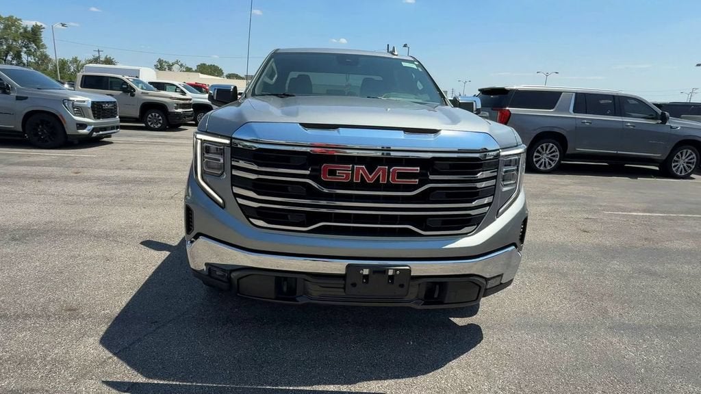 2025 GMC Sierra 1500 SLT