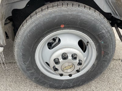 2025 Chevrolet Express Cutaway 3500 1WT