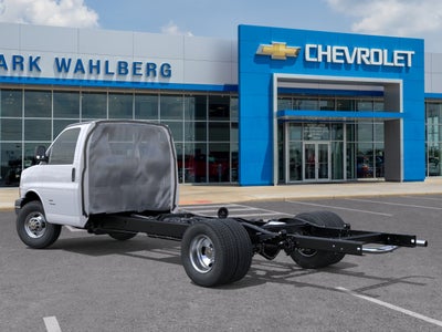 2026 Chevrolet Express Cutaway 4500 2WT