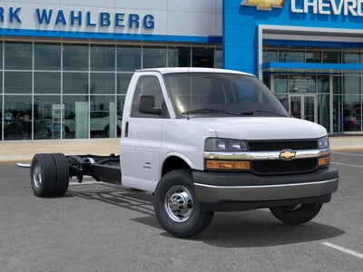 2026 Chevrolet Express Cutaway 4500 2WT