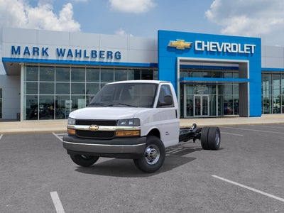 2026 Chevrolet Express Cutaway 4500 2WT