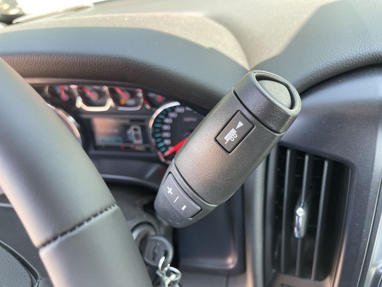 2024 Chevrolet Silverado 5500 HD Work Truck