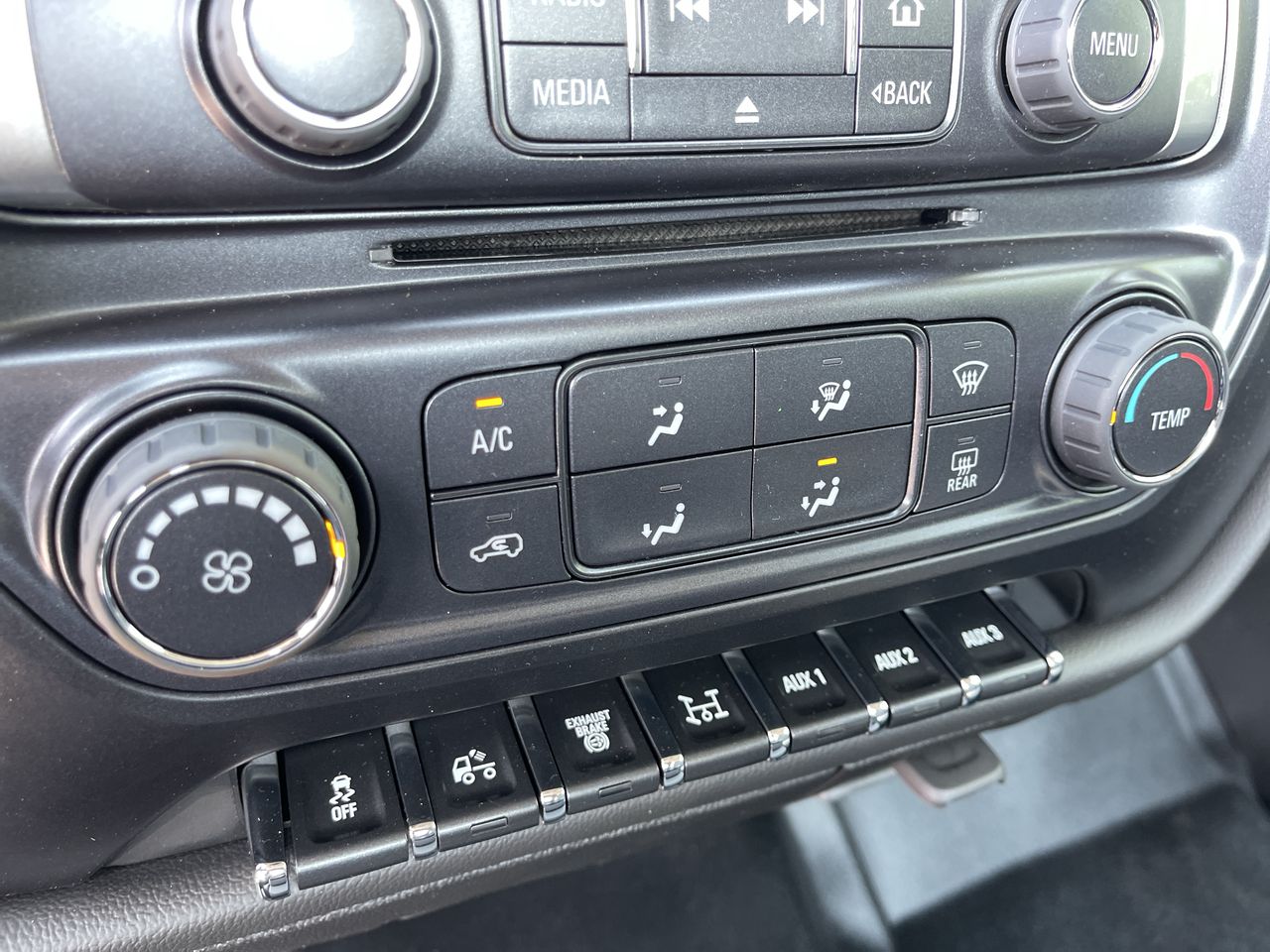 2024 Chevrolet Silverado 6500 HD Work Truck