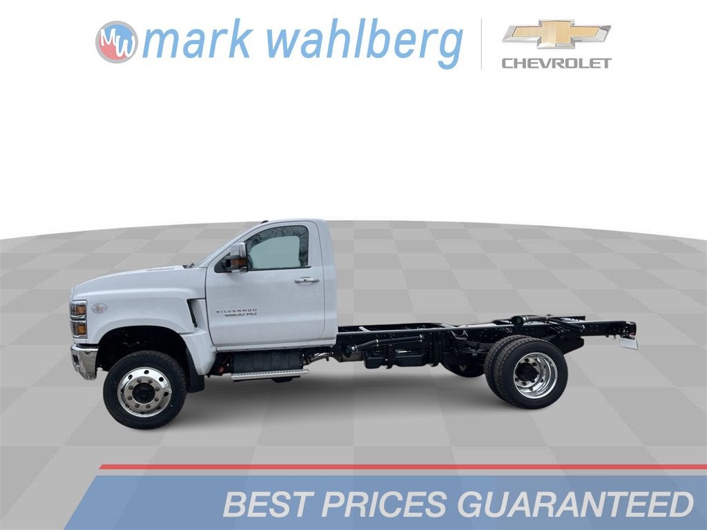 2024 Chevrolet Silverado 5500 HD Work Truck