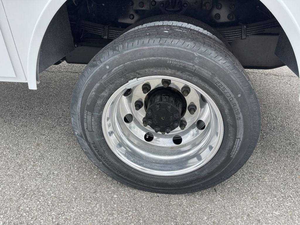 2024 Chevrolet Silverado 5500 HD Work Truck