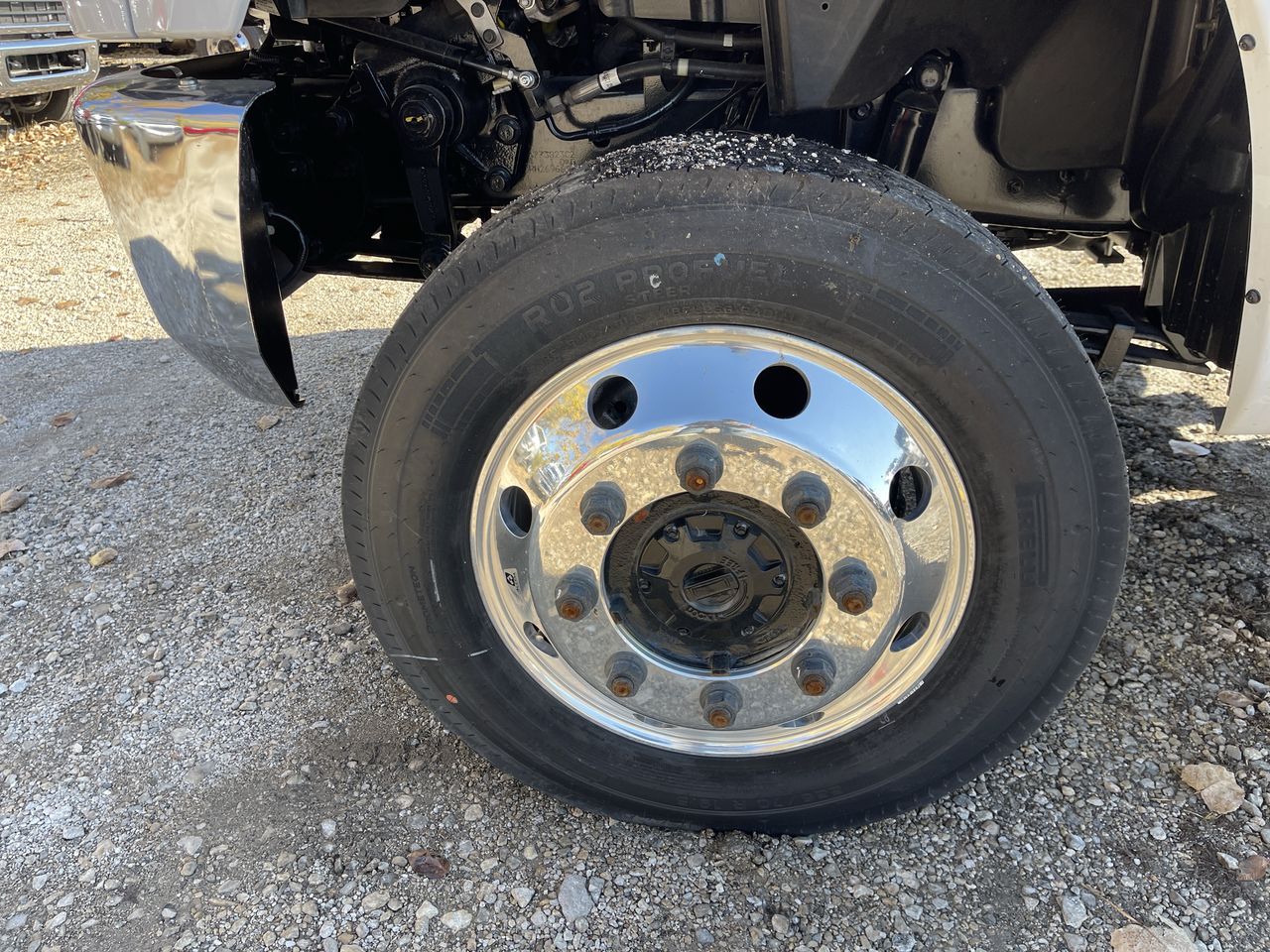 2024 Chevrolet Silverado 5500 HD Work Truck