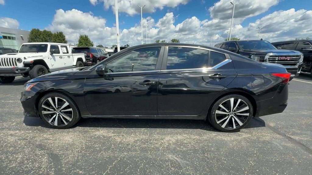 2021 Nissan Altima 2.5 SR