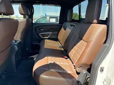 2021 Nissan TITAN Crew Cab Platinum Reserve 4x4