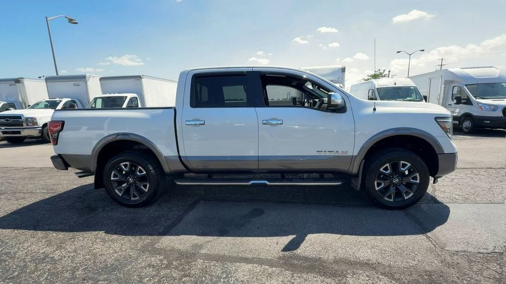 2021 Nissan TITAN Crew Cab Platinum Reserve 4x4