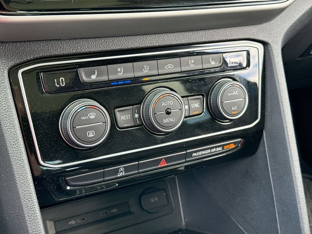 2022 Volkswagen Atlas 3.6L V6 SEL Premium R-Line