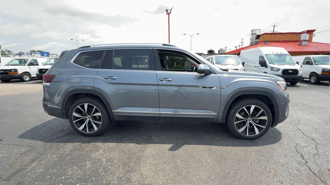 2024 Volkswagen Atlas 2.0T SEL Premium R-Line