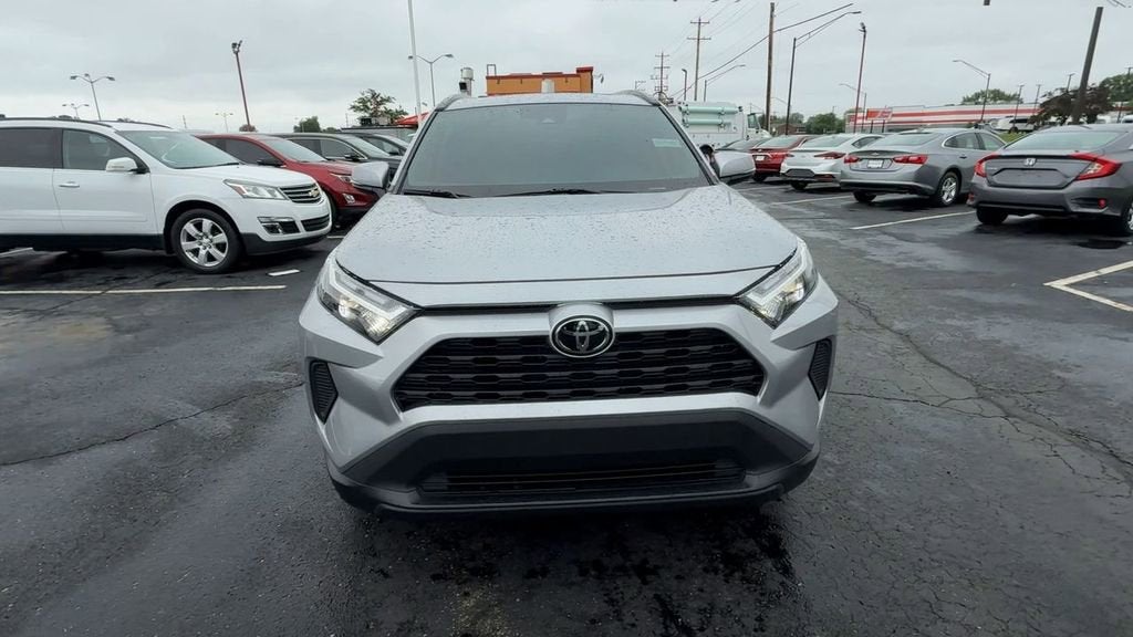 2025 Toyota RAV4 XLE
