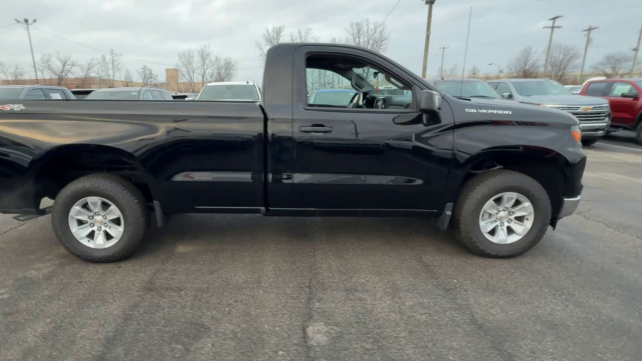 2025 Chevrolet Silverado 1500 WT