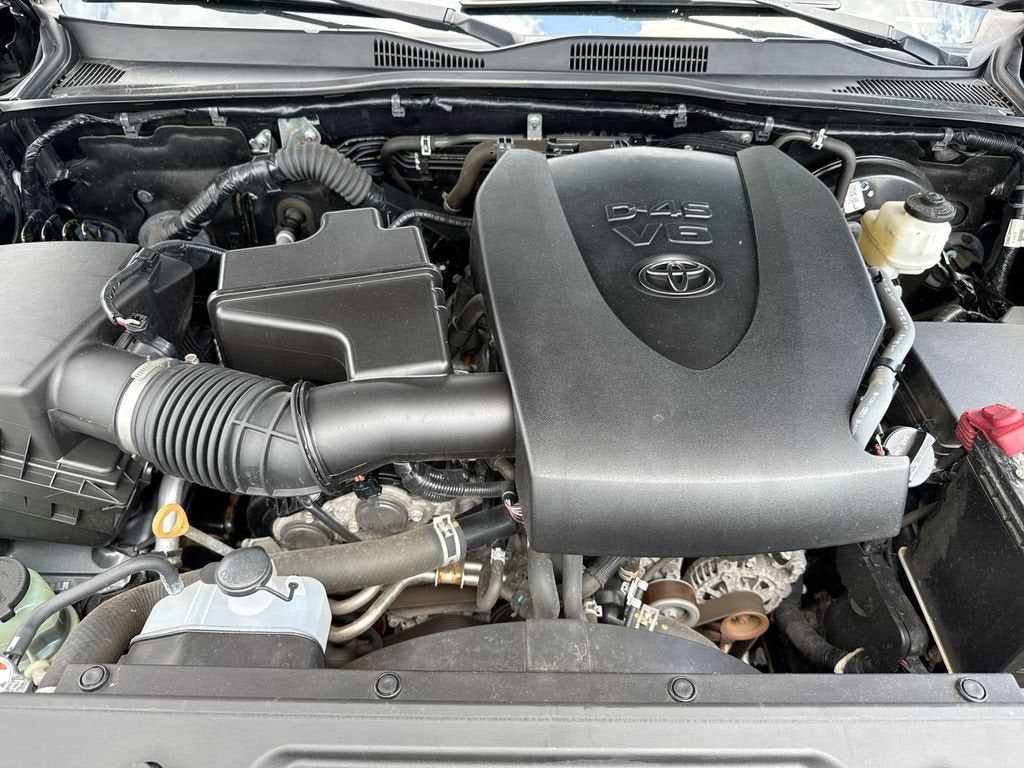 2021 Toyota Tacoma SR V6