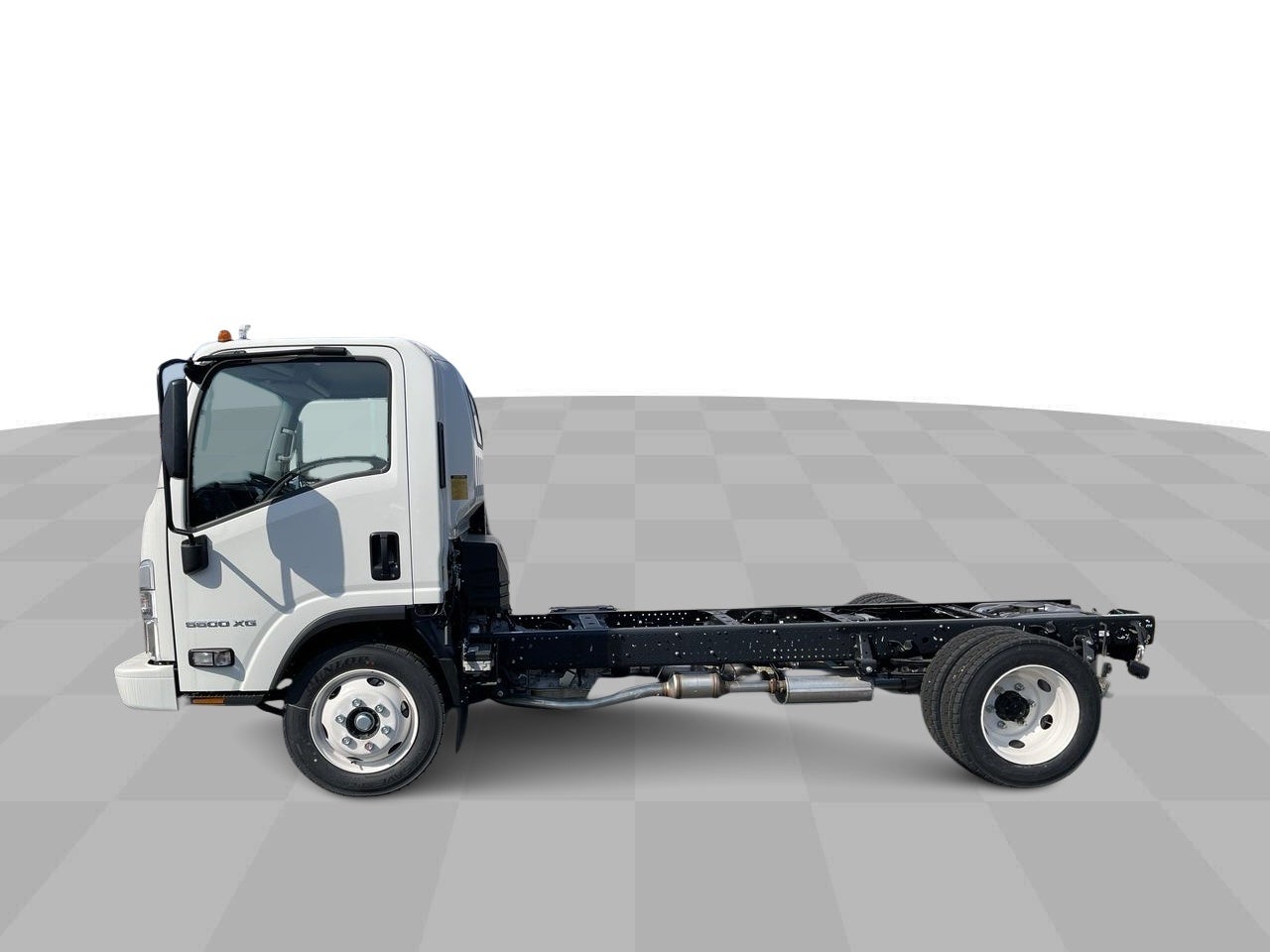 2024 Chevrolet Low Cab Forward 5500 XG 5500