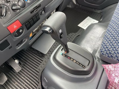 2024 Chevrolet Low Cab Forward 5500 XG 5500