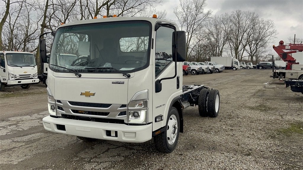 2024 Chevrolet Low Cab Forward 5500 XG 5500